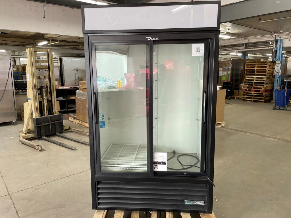 True GDM-41-HC-LD 47 1/8" Black Refrigerated Sliding Glass Door Merchandiser with LED Lighting | 722 Litres