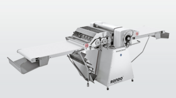 Moffat SSO675C I Rondo I Pastry Sheeters I Dough Sheeter Rondo I MANOMAT - CUTOMAT 2000 I Floor Dough Sheeter I Pastry Sheeter Machine I Cutting Station