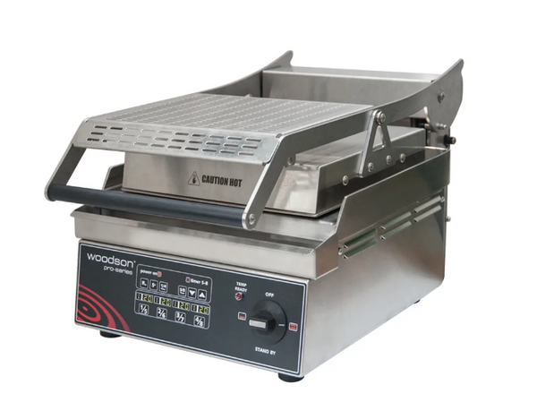 Woodson W.GPC61SC.R.A Pro-Series Ribbed Top Contact Grill