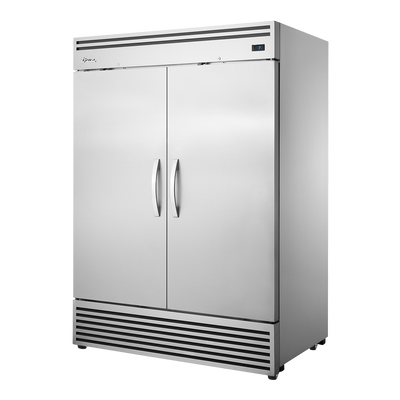 True Refrigeration TGN-2R-2S 2/1 GN Upright Foodservice Refrigerator | 2 Full Solid Swing Door